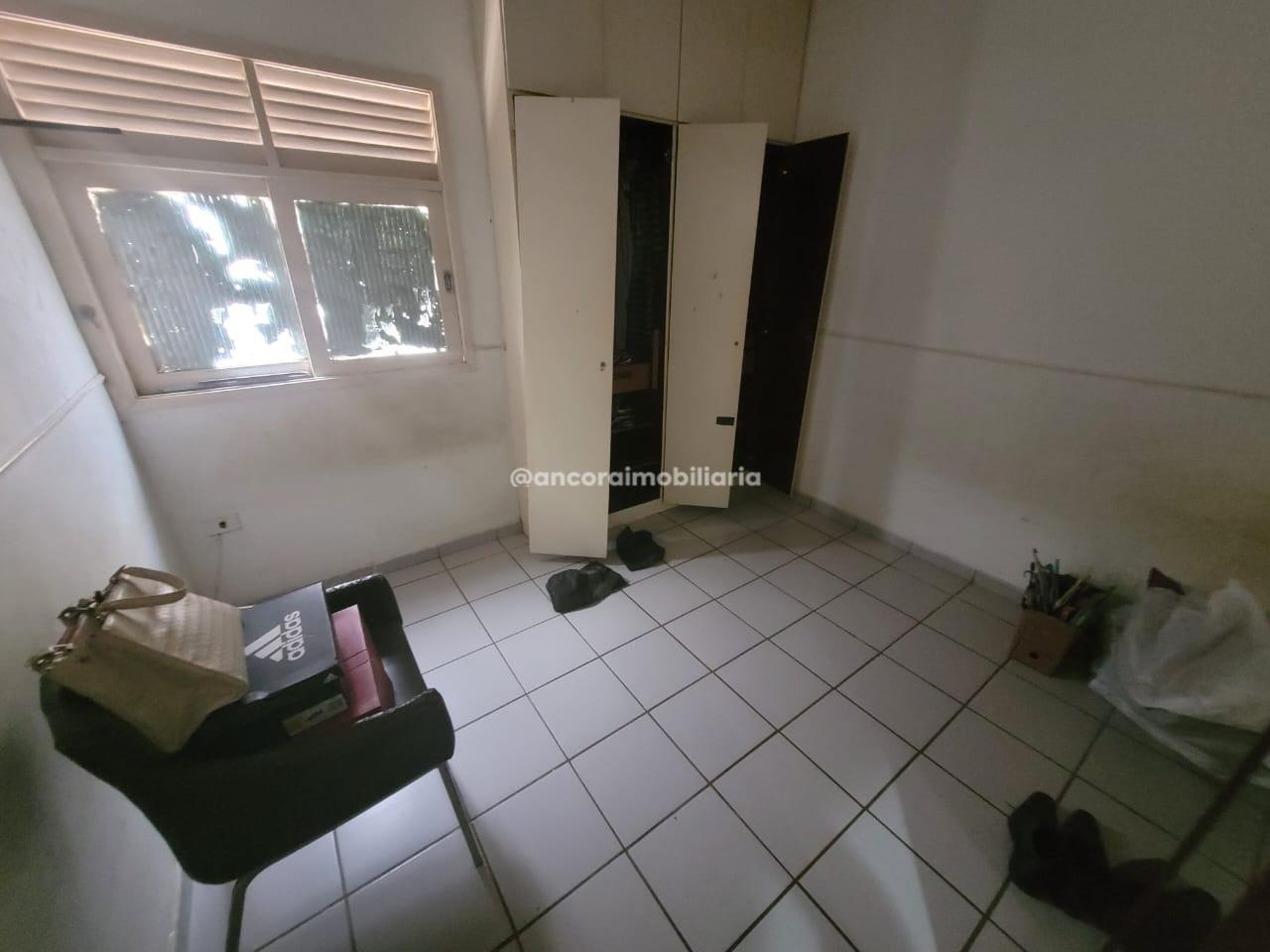 Casa Comercial para aluguel no Bongi: 