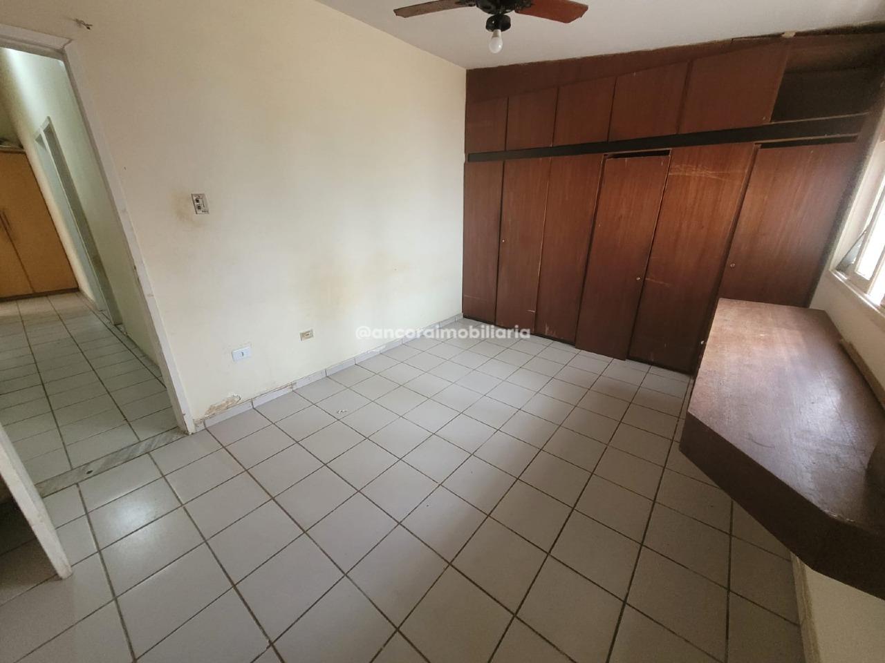 Casa Comercial para aluguel no Bongi: 