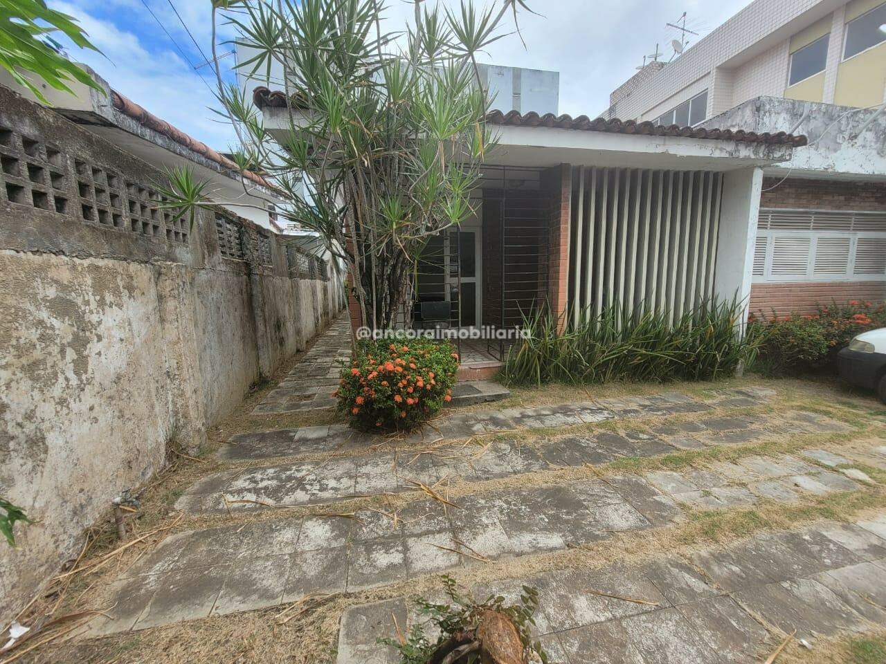 Casa para aluguel no Bongi: 