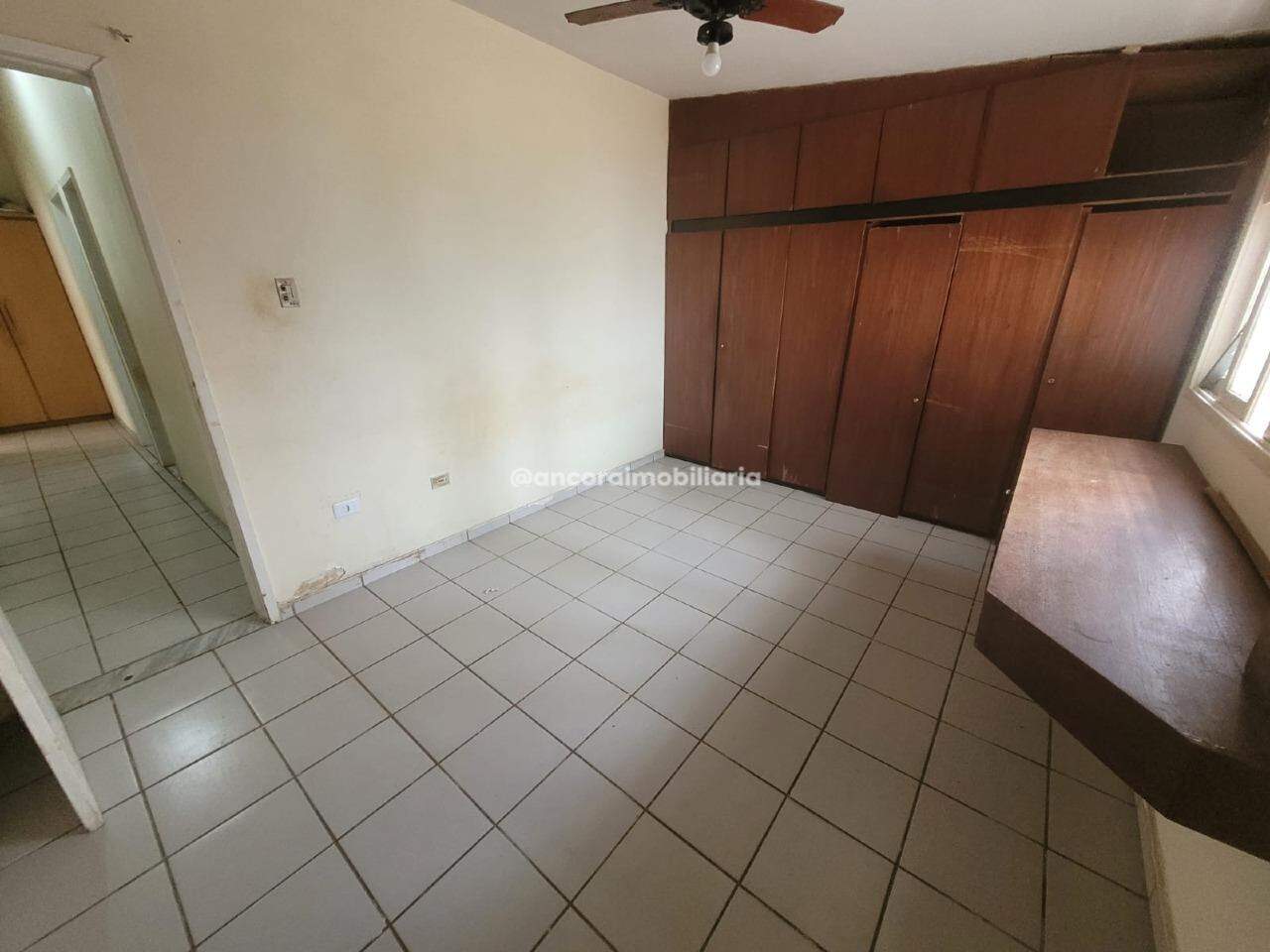 Casa para aluguel no Bongi: 