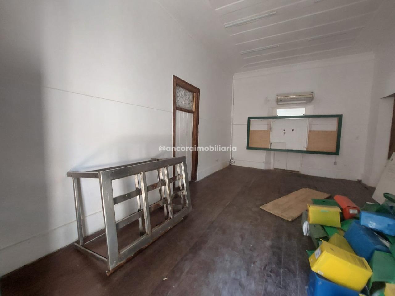 Casa Comercial para aluguel no Soledade: 