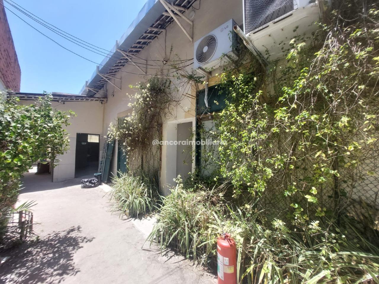 Casa Comercial para aluguel no Soledade: 