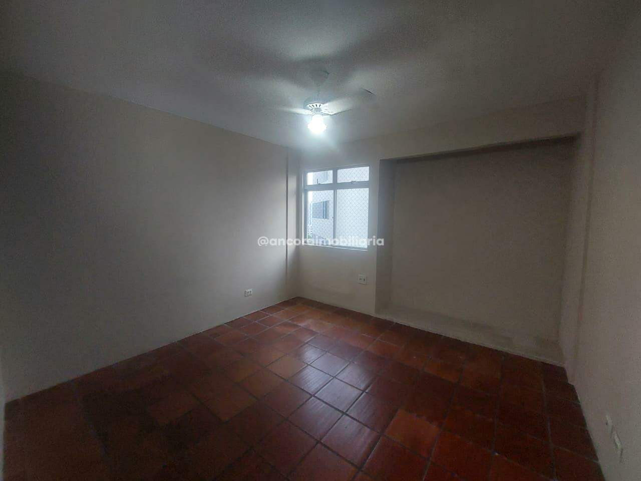 Apartamento à venda no Espinheiro: 