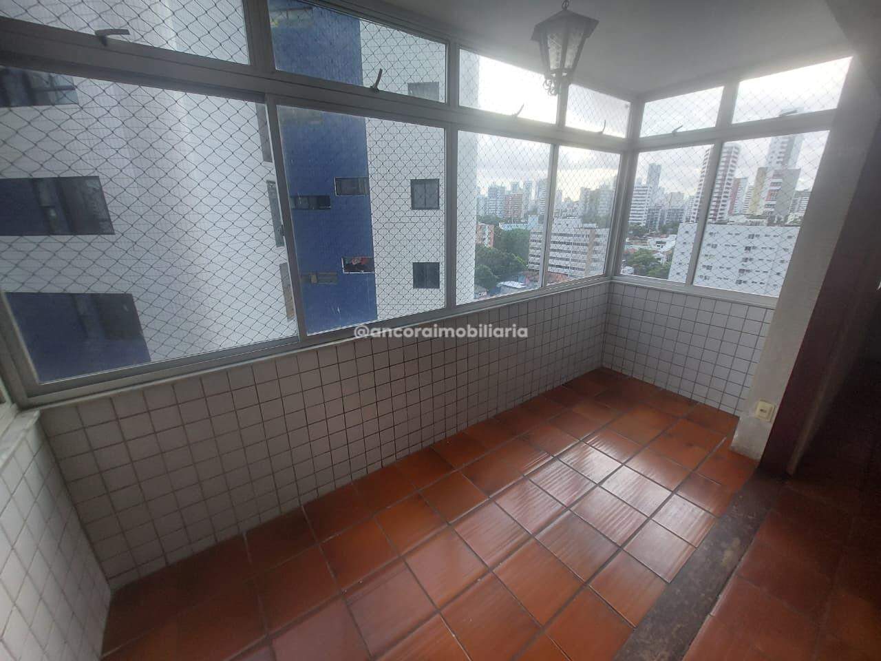 Apartamento à venda no Espinheiro: 