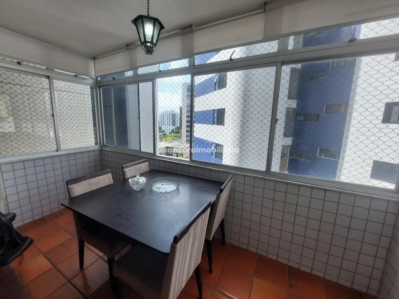 Apartamento à venda no Espinheiro: 