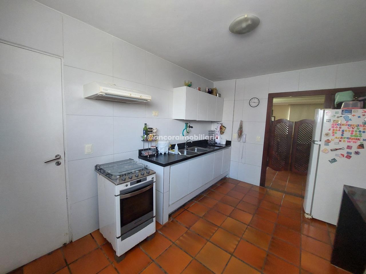 Apartamento à venda no Espinheiro: 