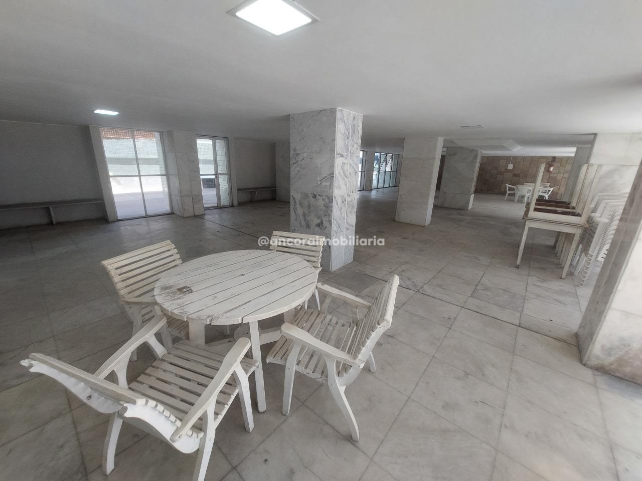 Apartamento à venda no Espinheiro: 