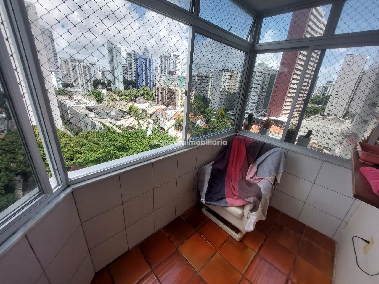 Apartamento à venda no Espinheiro: 