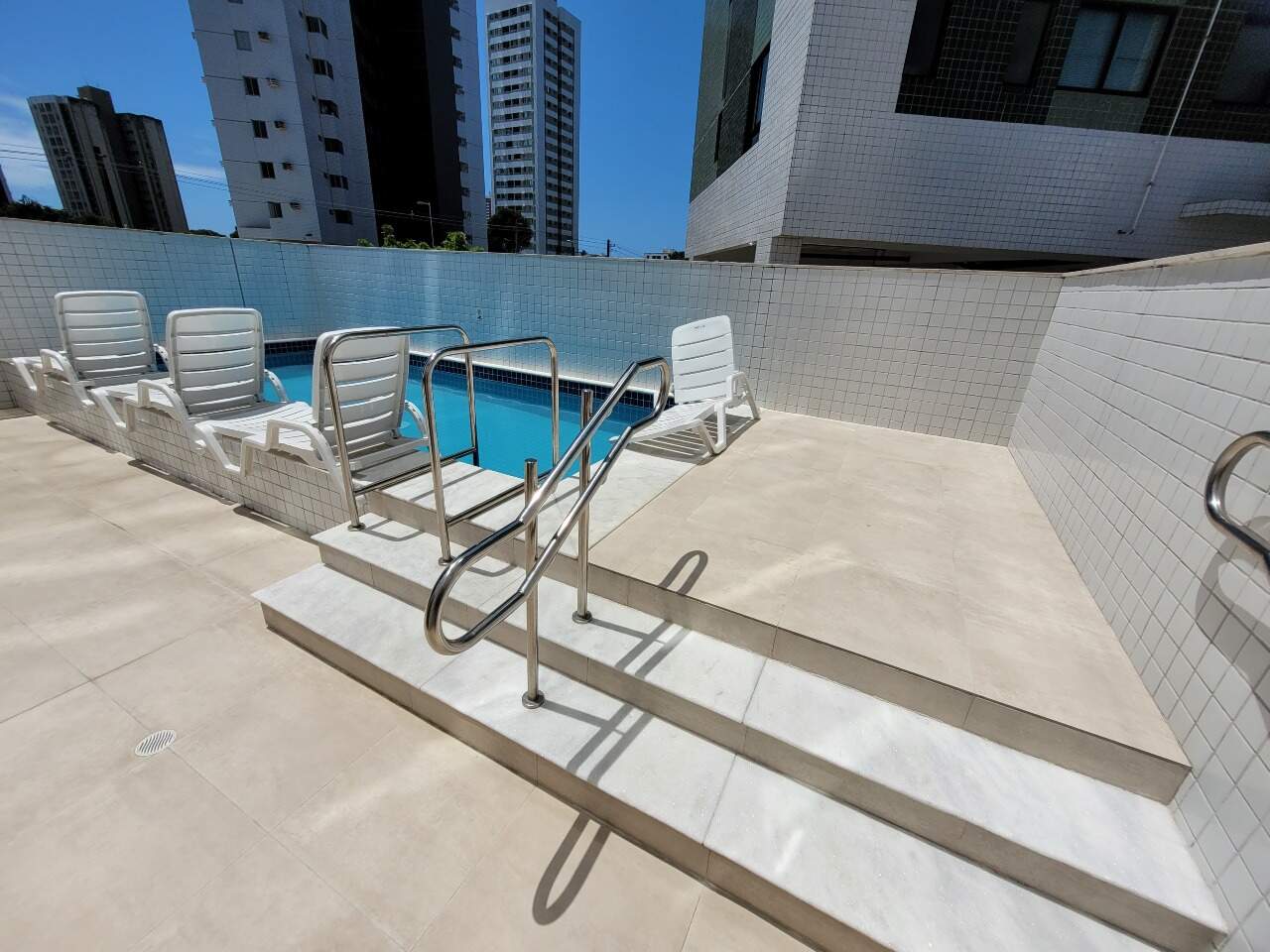 Apartamento para aluguel no Rosarinho: 