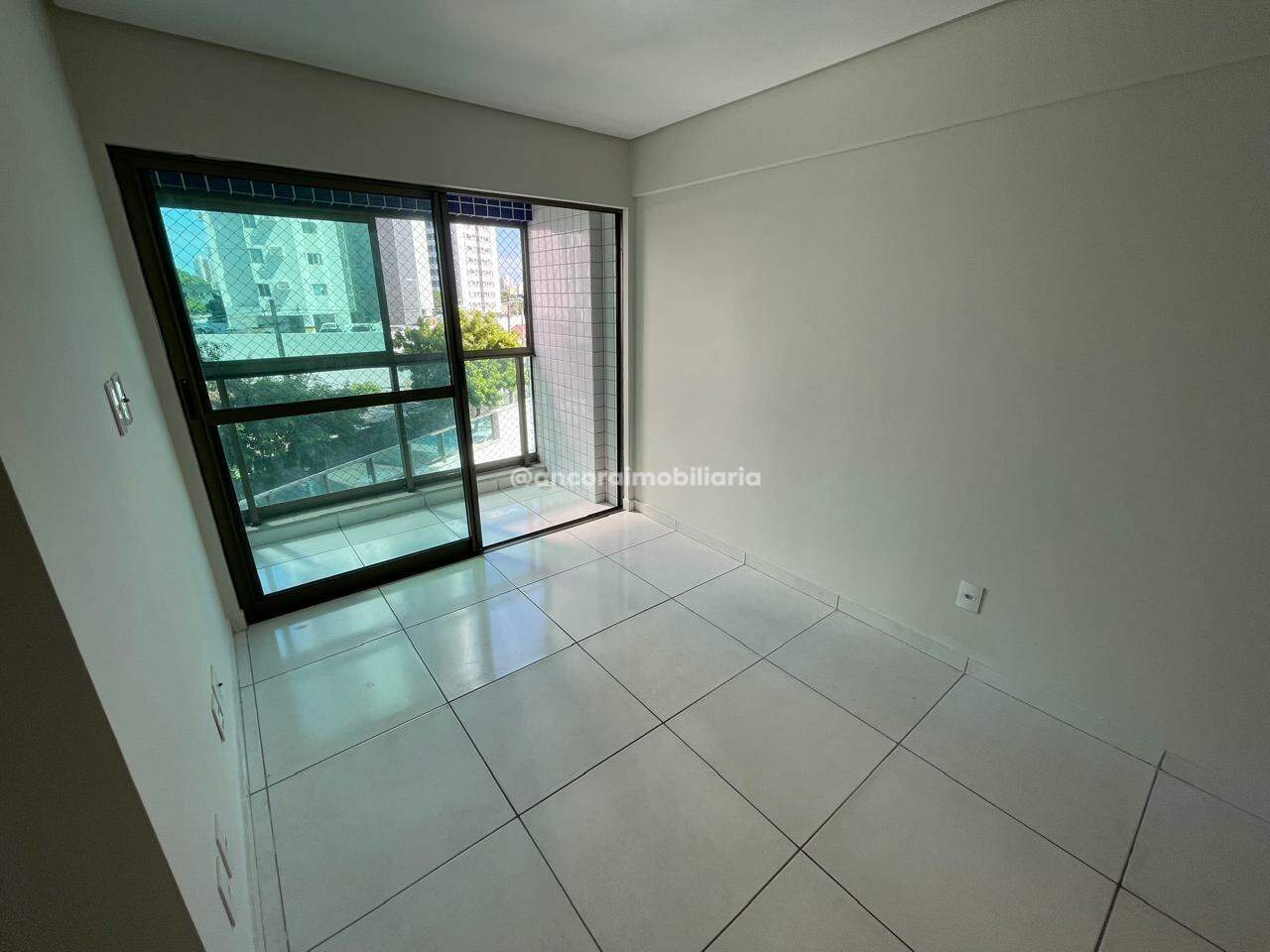 Apartamento para aluguel no Rosarinho: 