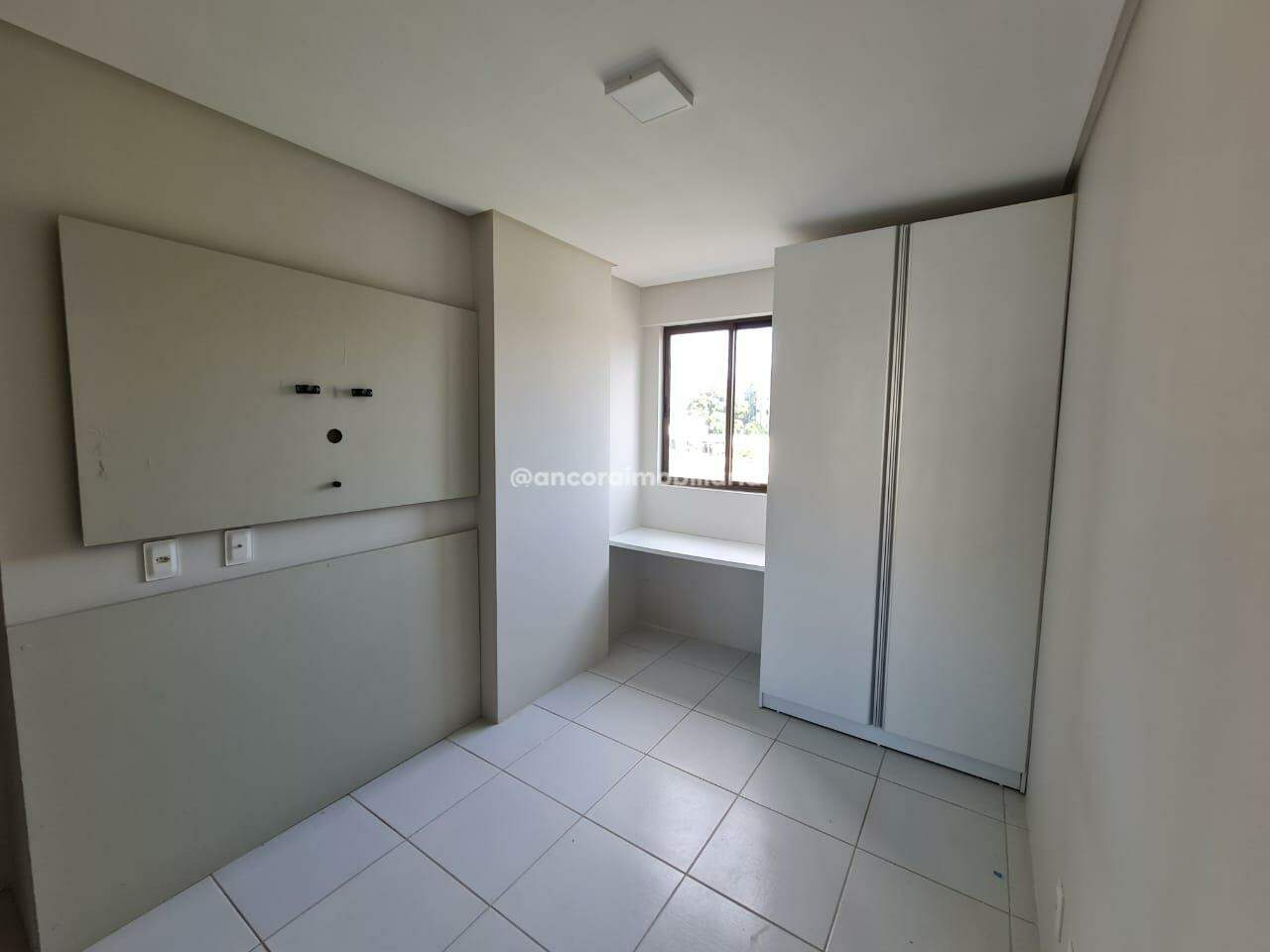 Apartamento à venda no Encruzilhada: 