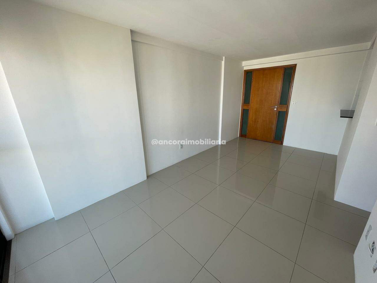 Apartamento para aluguel no Candeias: 