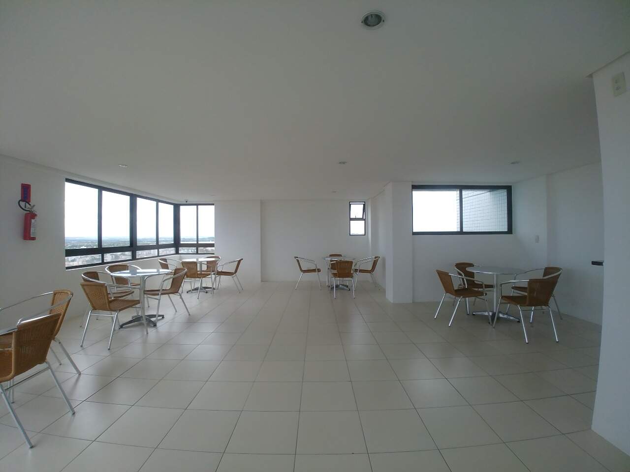 Apartamento para aluguel no Candeias: 