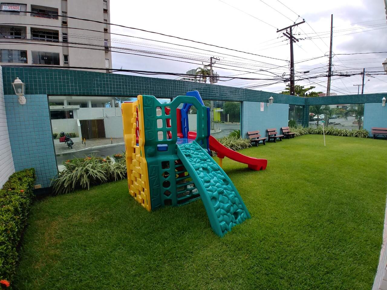 Apartamento para aluguel no Candeias: 