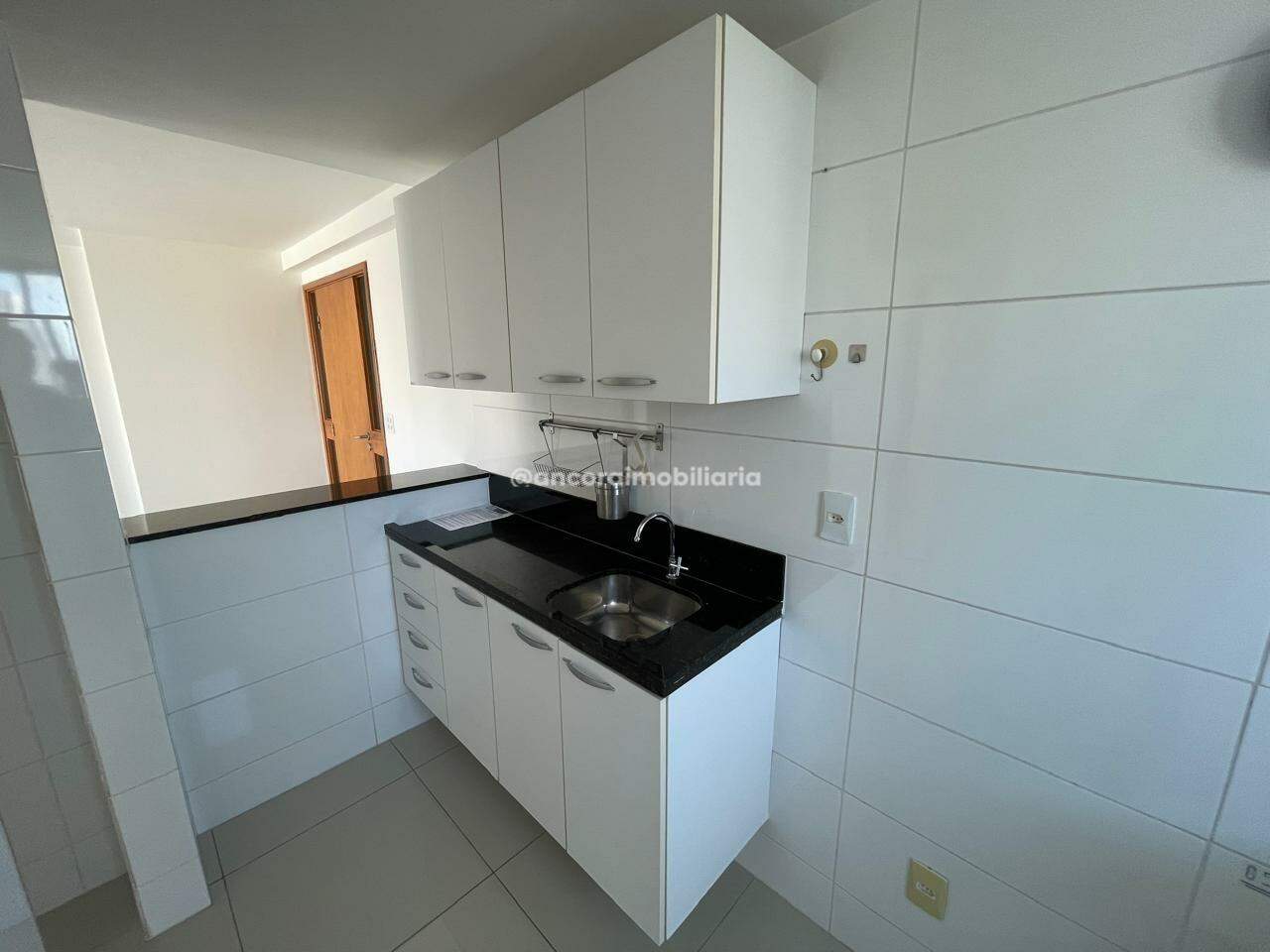 Apartamento para aluguel no Candeias: 