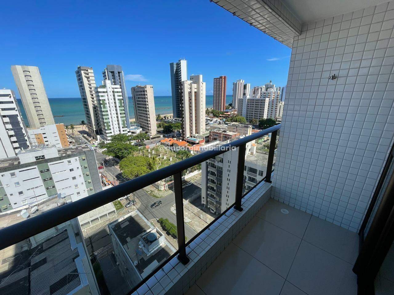 Apartamento para aluguel no Candeias: 