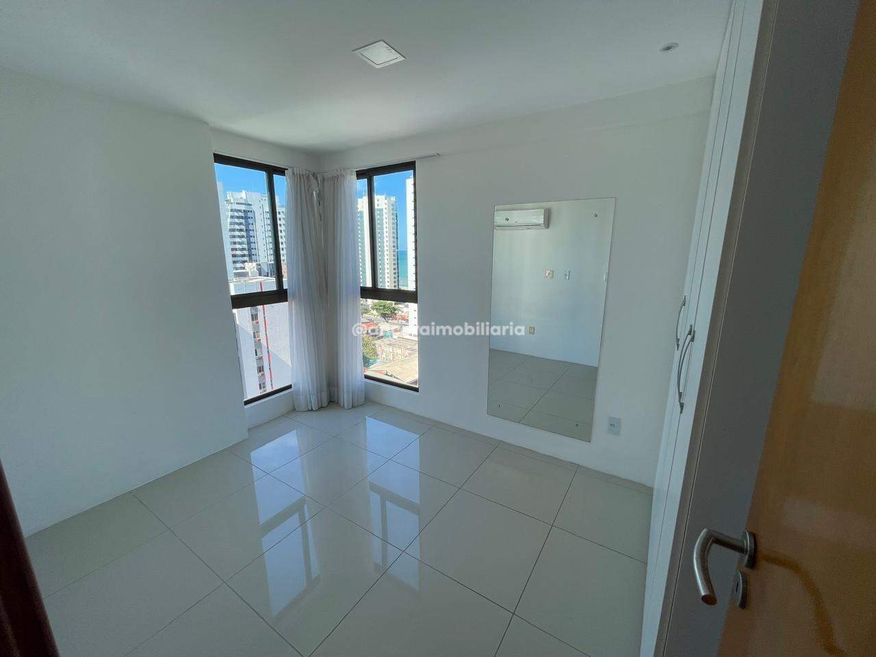 Apartamento para aluguel no Candeias: 