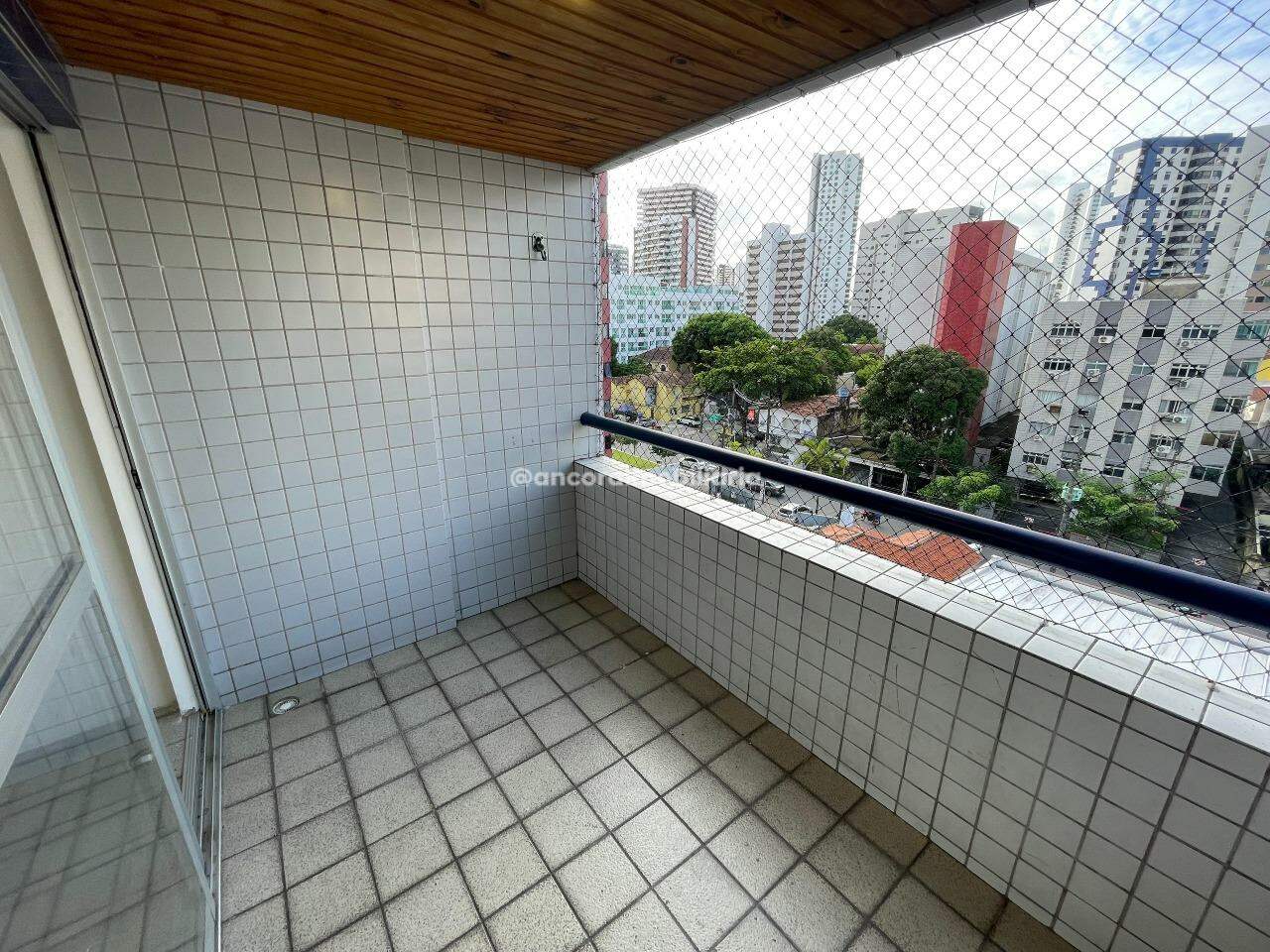 Apartamento para aluguel no Graças: 