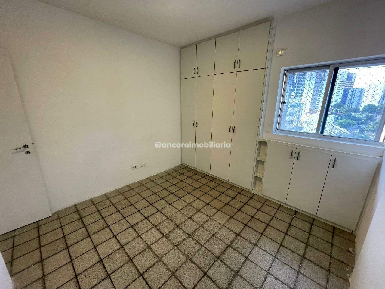 Apartamento para aluguel no Graças: 