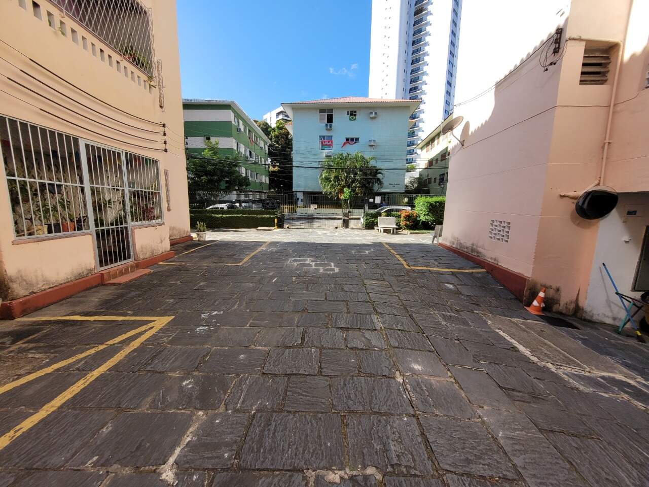 Apartamento para aluguel no Graças: 