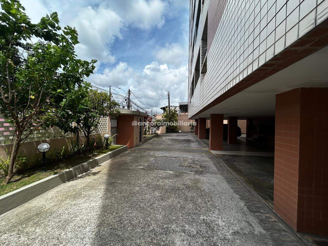 Apartamento à venda no Varzea: 