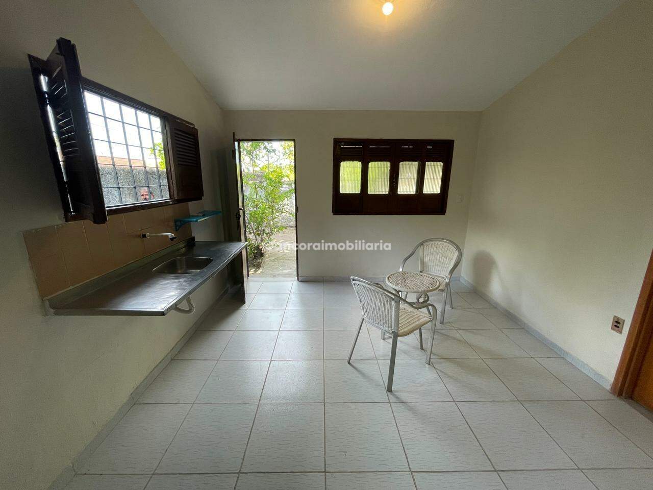 Casa para aluguel no Campo Grande: 