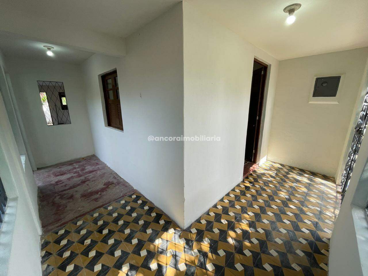 Casa para aluguel no Campo Grande: 