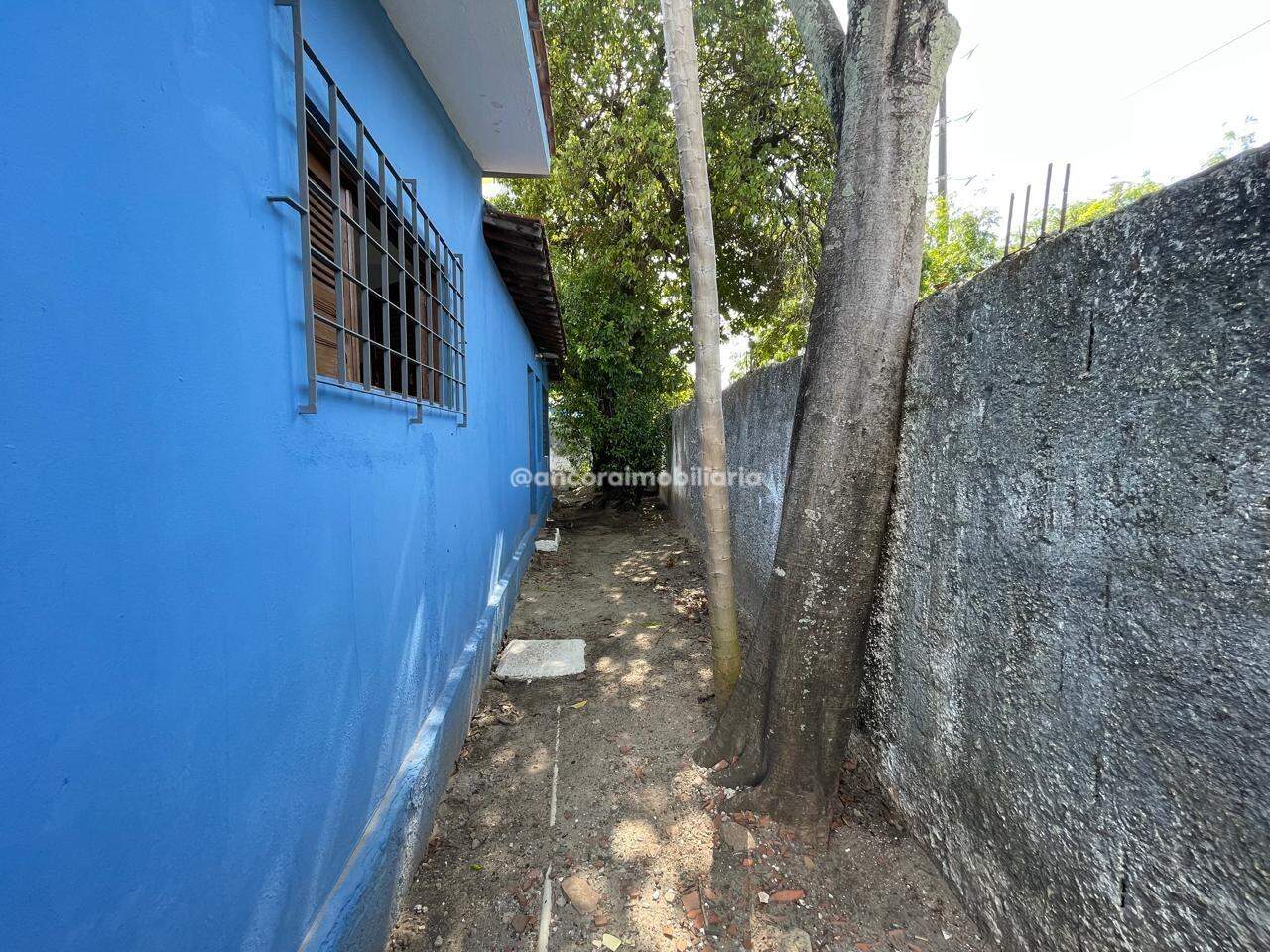 Casa para aluguel no Campo Grande: 