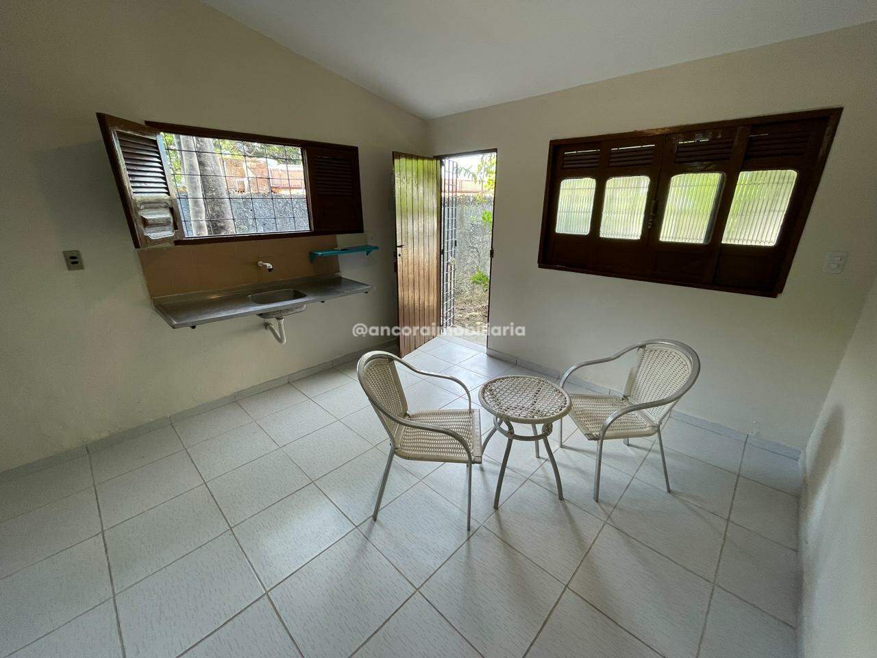 Casa para aluguel no Campo Grande: 
