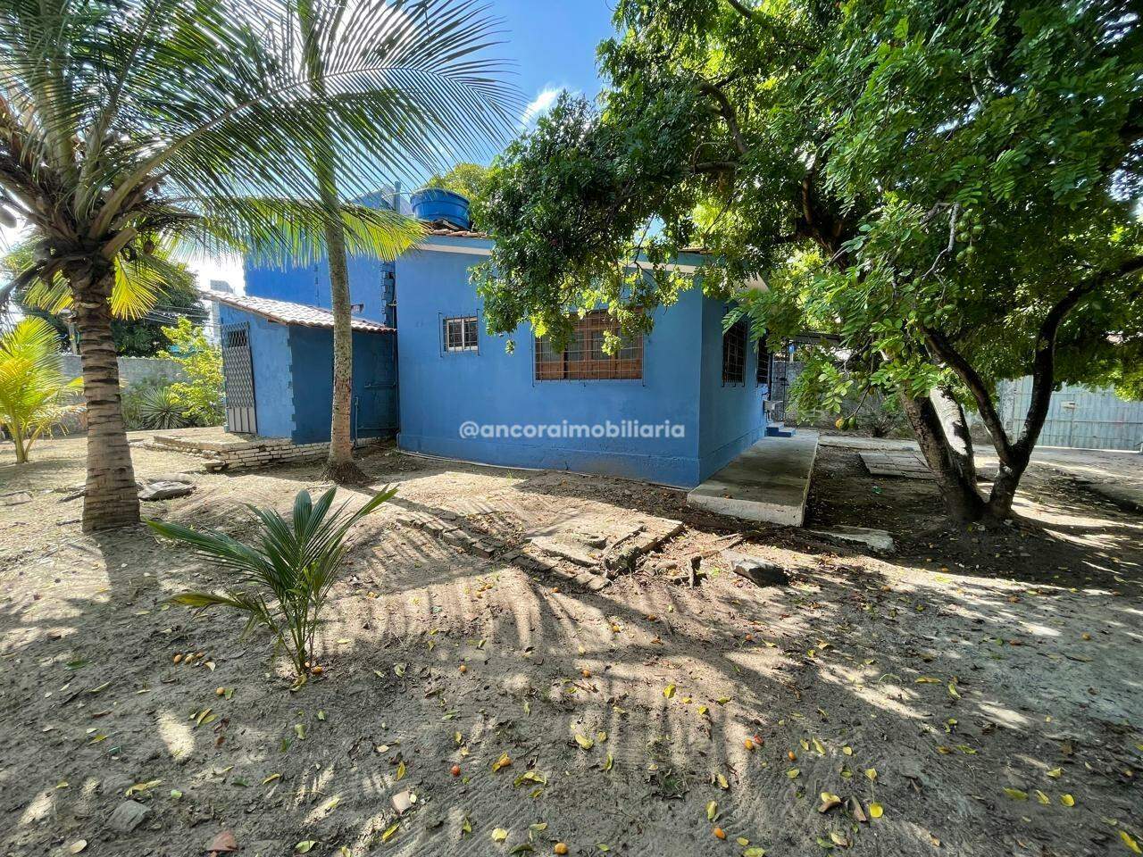 Casa para aluguel no Campo Grande: 