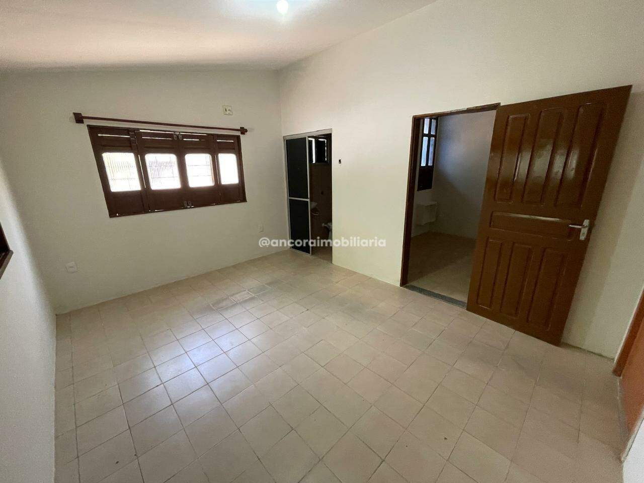 Casa para aluguel no Campo Grande: 