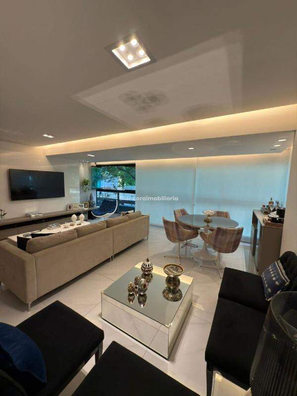 Apartamento à venda no Monteiro: 