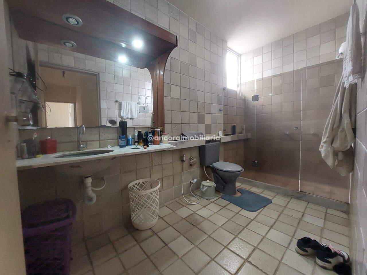 Apartamento à venda no Graças: 