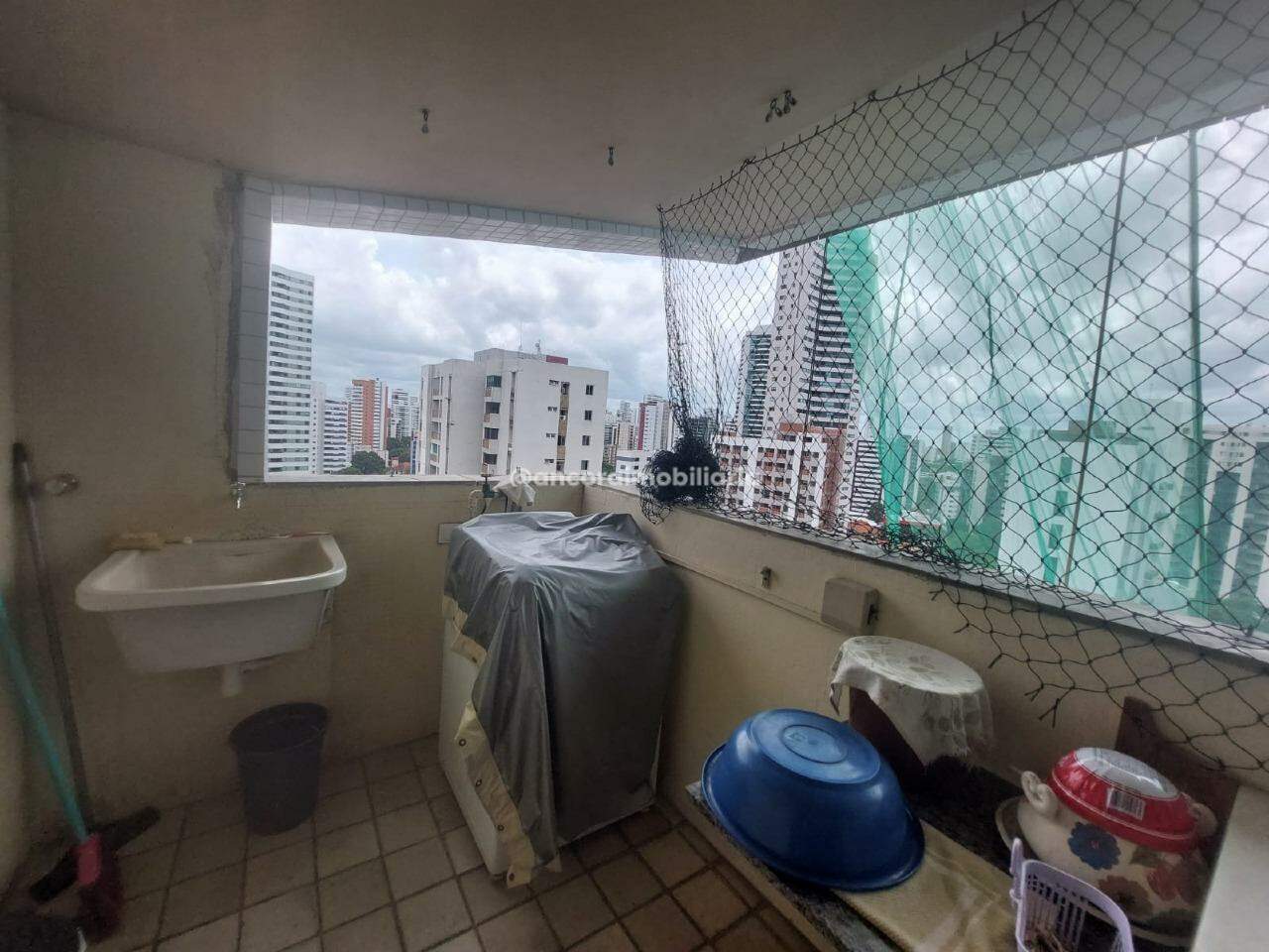 Apartamento à venda no Graças: 