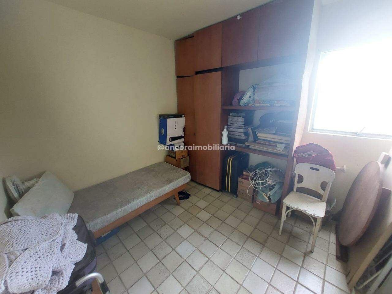 Apartamento à venda no Graças: 