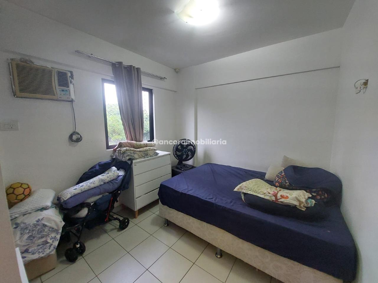Apartamento à venda no Monteiro: 