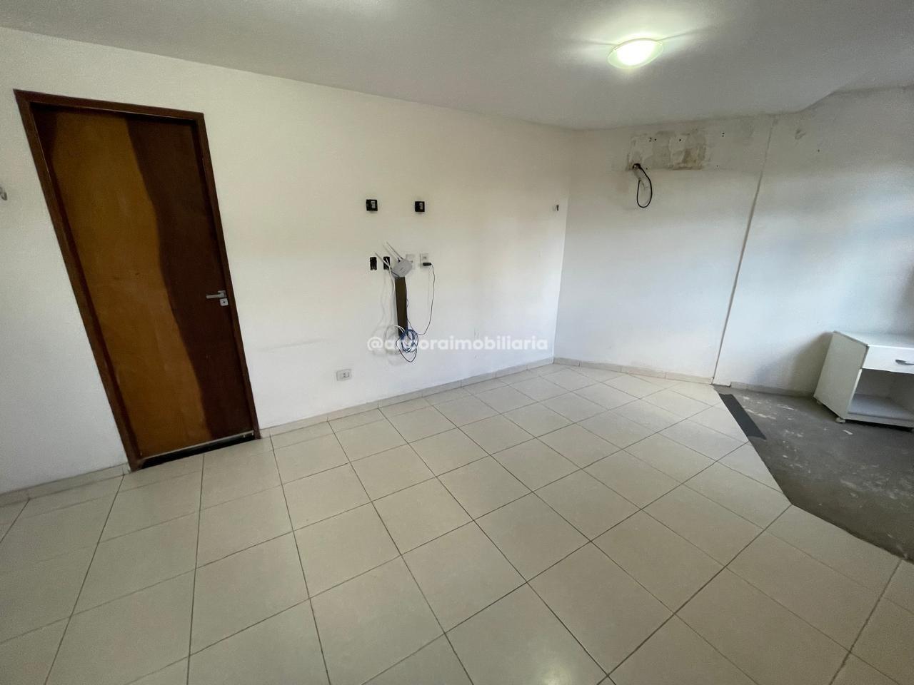 Casa Comercial para aluguel no Prado: 