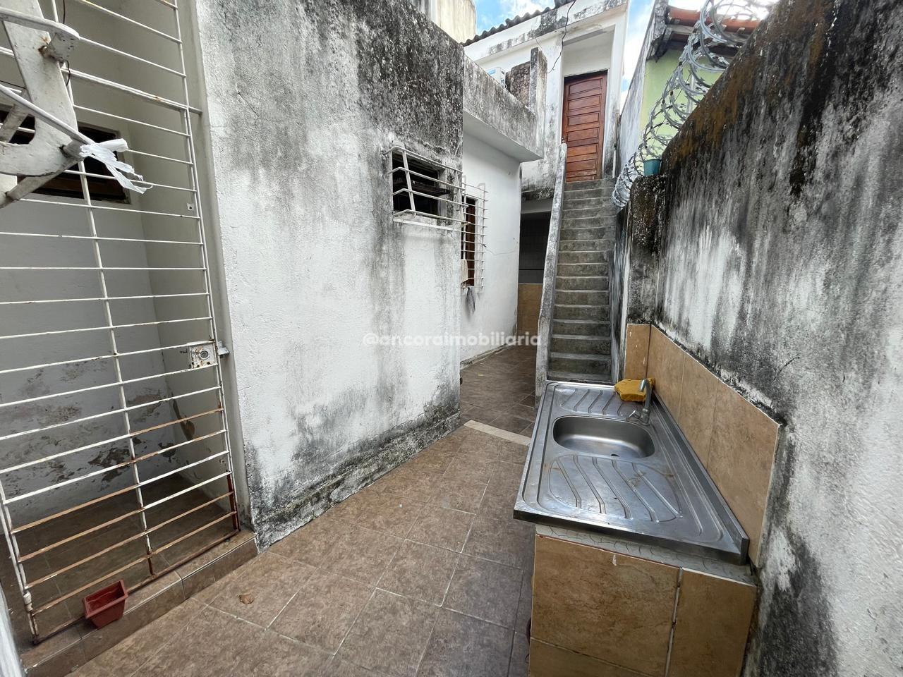 Casa Comercial para aluguel no Prado: 