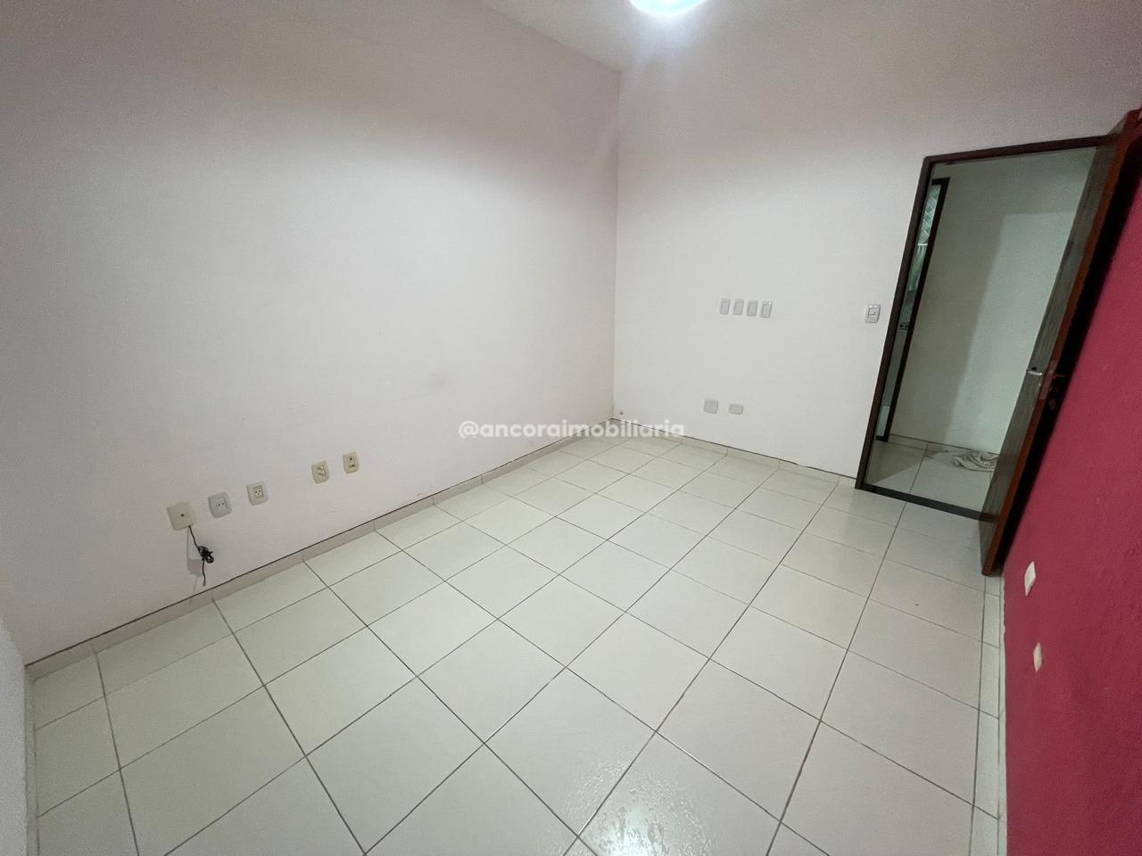 Casa Comercial para aluguel no Prado: 