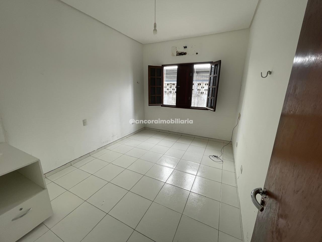Casa Comercial para aluguel no Prado: 