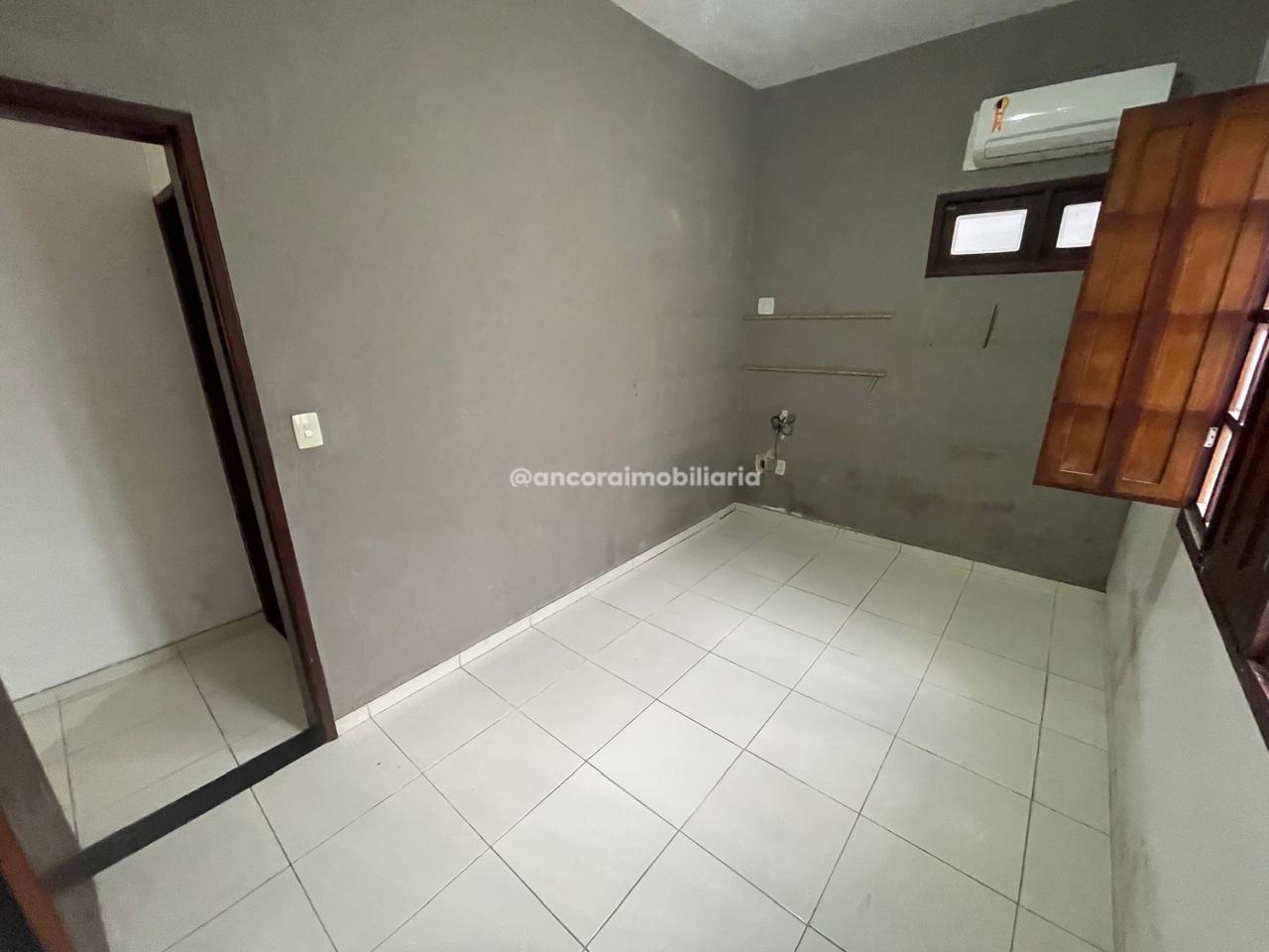 Casa Comercial para aluguel no Prado: 