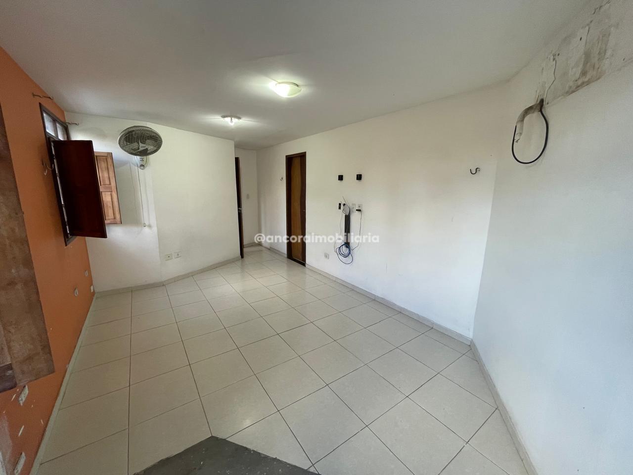 Casa Comercial para aluguel no Prado: 