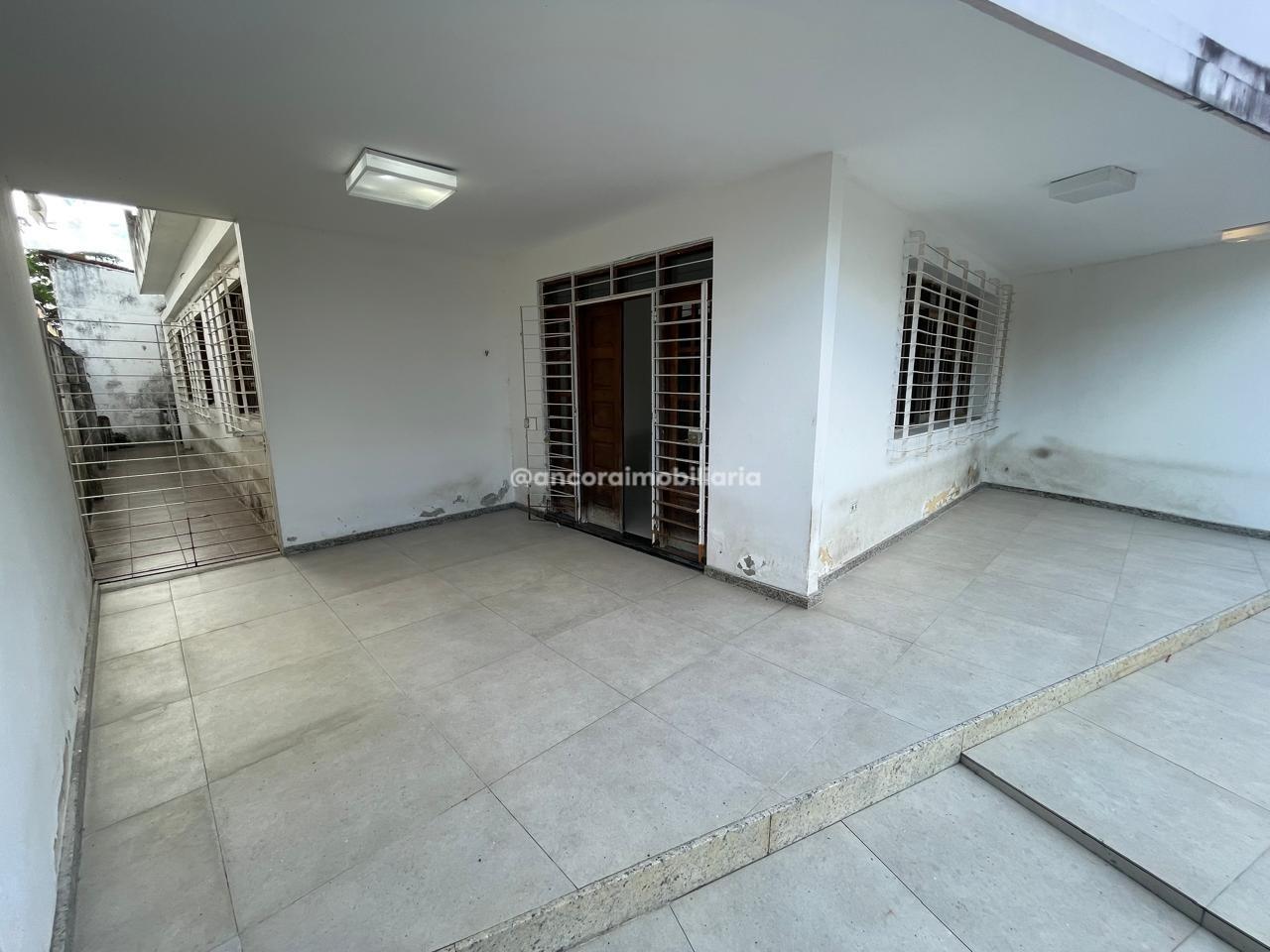 Casa Comercial para aluguel no Prado: 