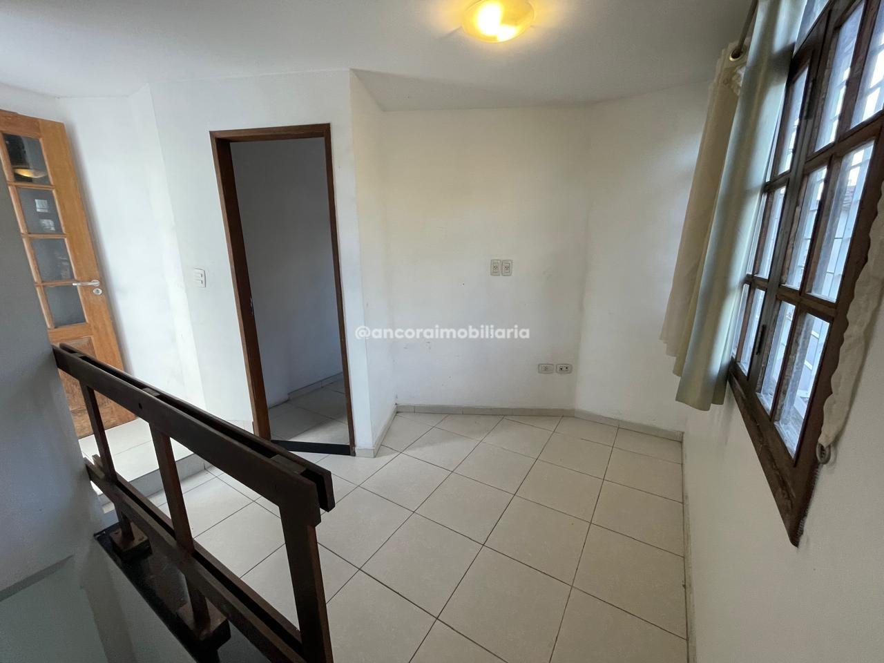 Casa Comercial para aluguel no Prado: 