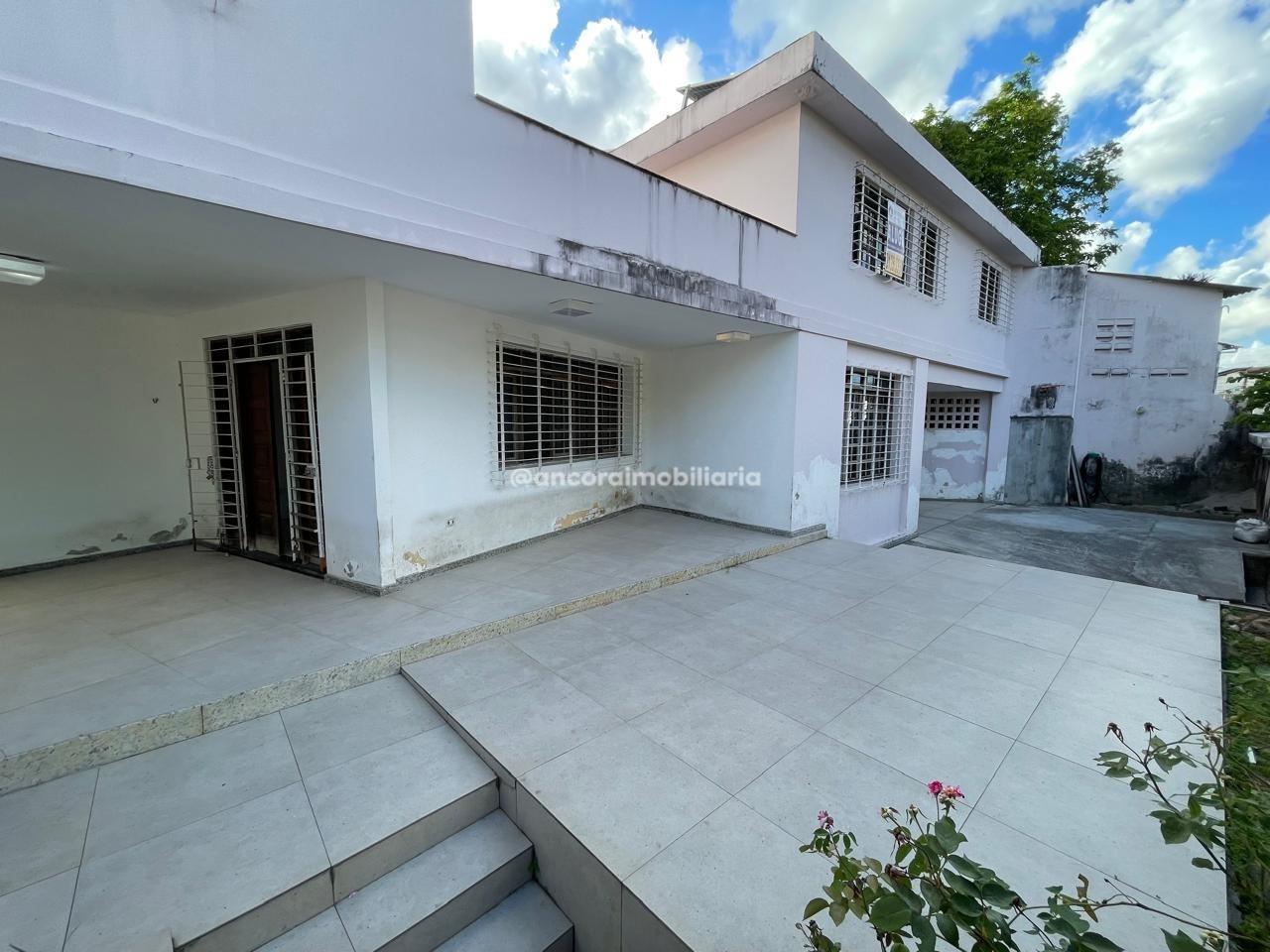 Casa Comercial para aluguel no Prado: 