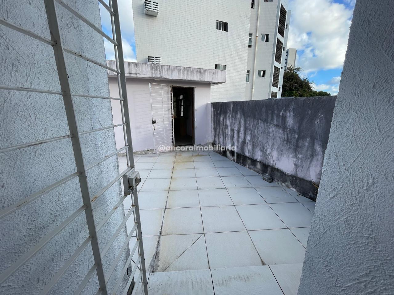 Casa Comercial para aluguel no Prado: 