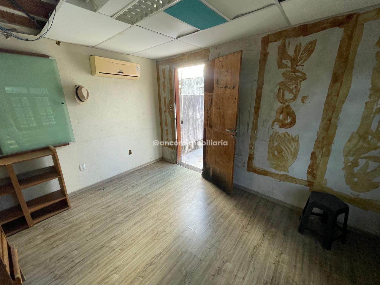 Casa Comercial para aluguel no Prado: 