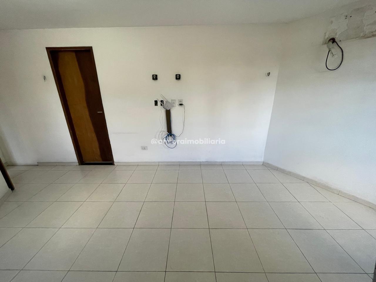 Casa Comercial para aluguel no Prado: 