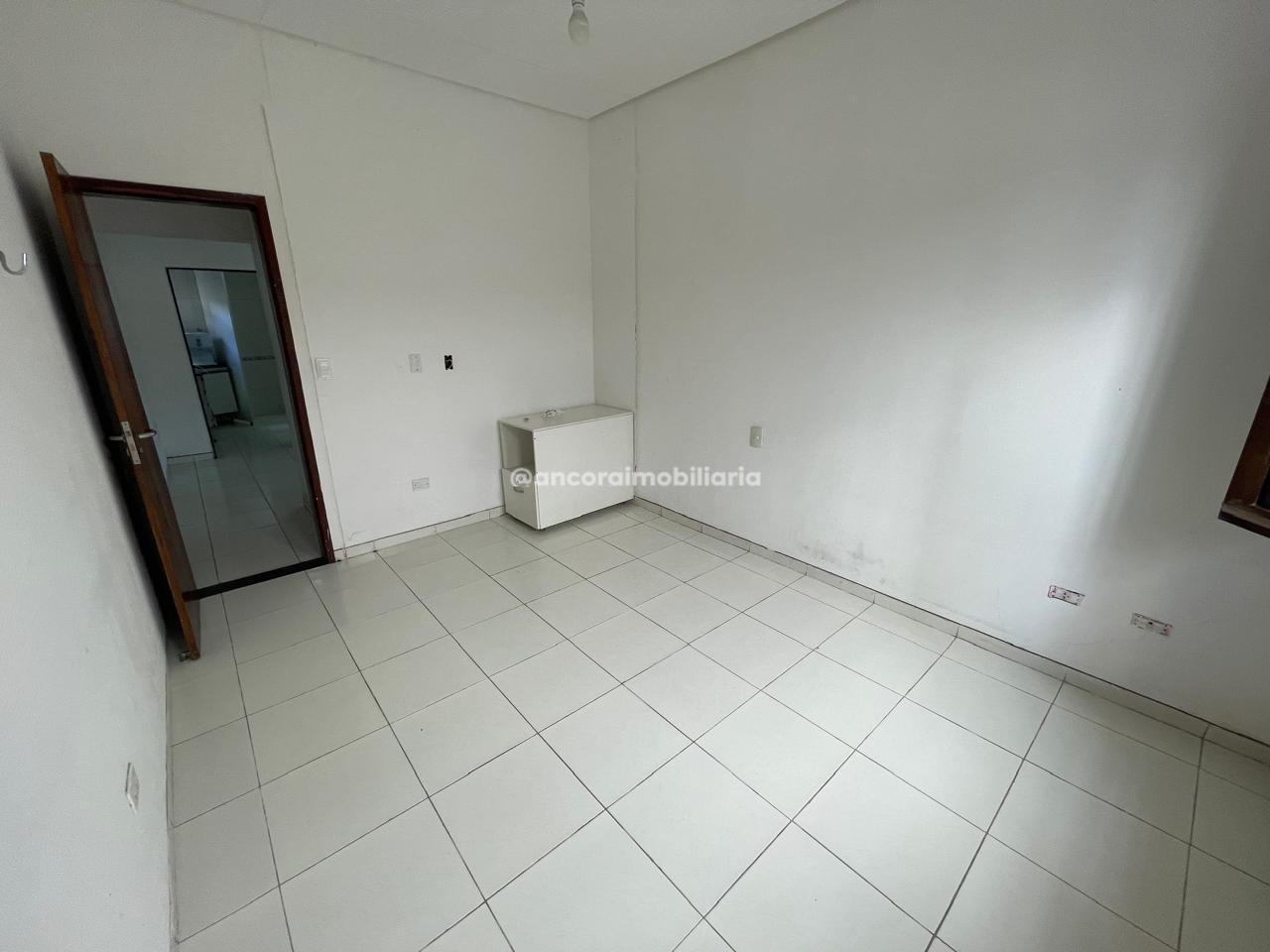 Casa Comercial para aluguel no Prado: 