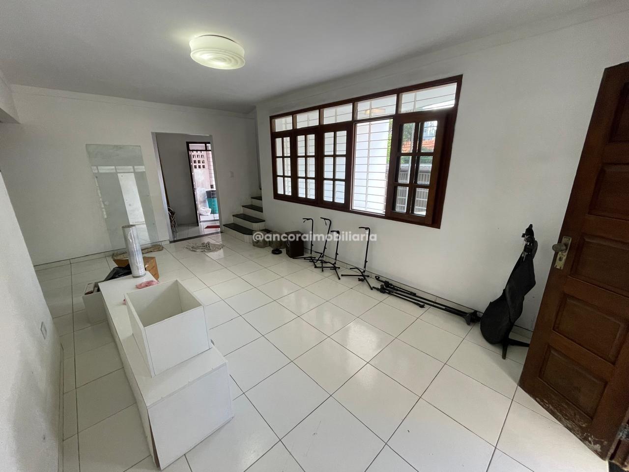 Casa Comercial para aluguel no Prado: 